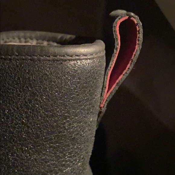 Ugg Renetta shearling lined black bootie - Picture 12 of 14